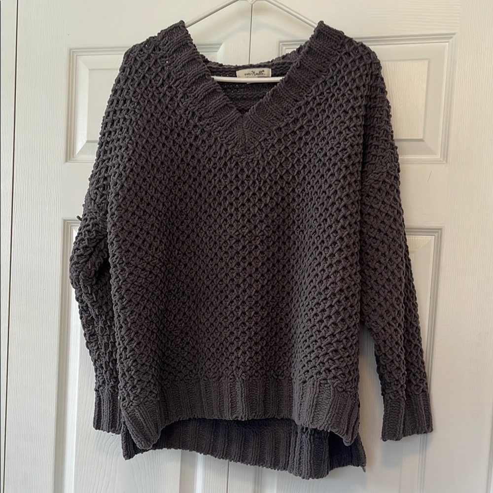 Women's Gray Knit Sweater